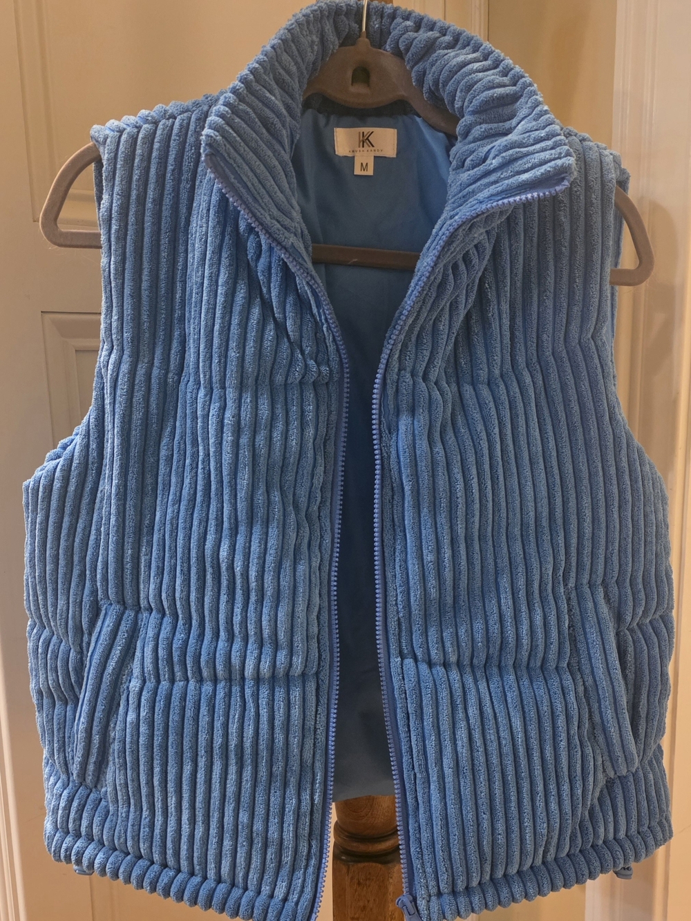 KRUSH KANDY BOUTIQUE Light Blue Ribbed Puffer Vest! MEDIUM NWOT